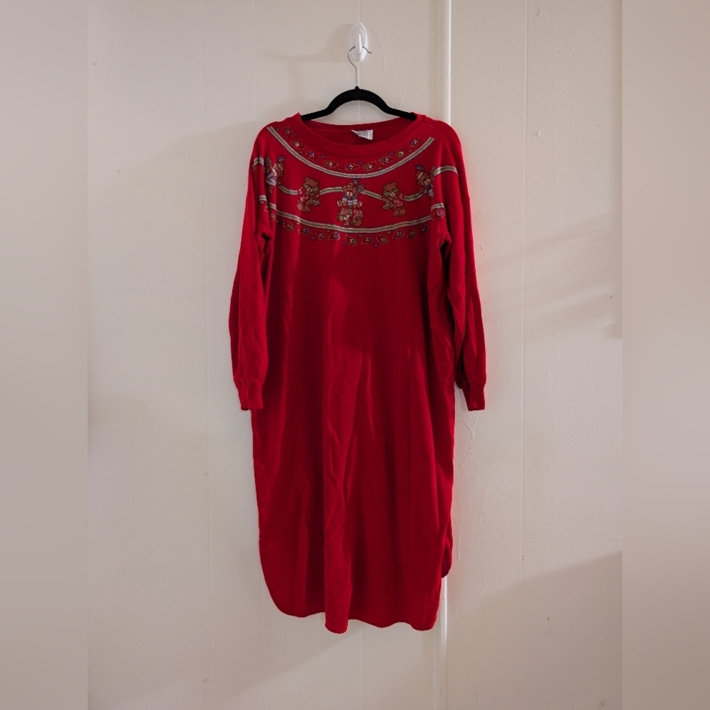 Vintage Bold Spirit Elegant Red Embroidered Long Sleeve Dress/Gown/Sleepwear